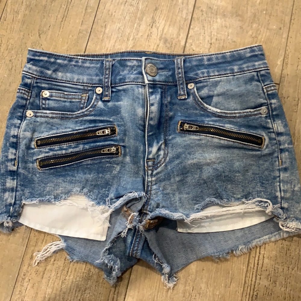 American Eagle Short Shorts